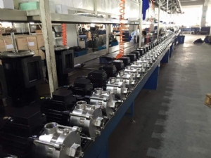 Máy Bơm Ly Tâm Đa Tầng Cánh CNP CHLF(T) 15-10